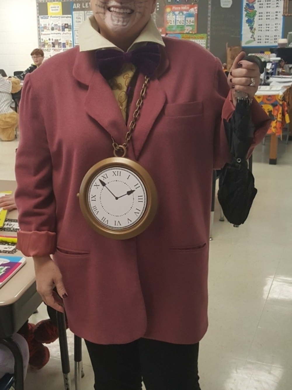 Halloween costume of the Rabbit from Alice in Wonderland
